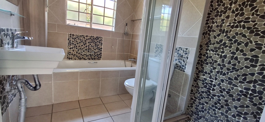 3 Bedroom Property for Sale in Equestria Gauteng
