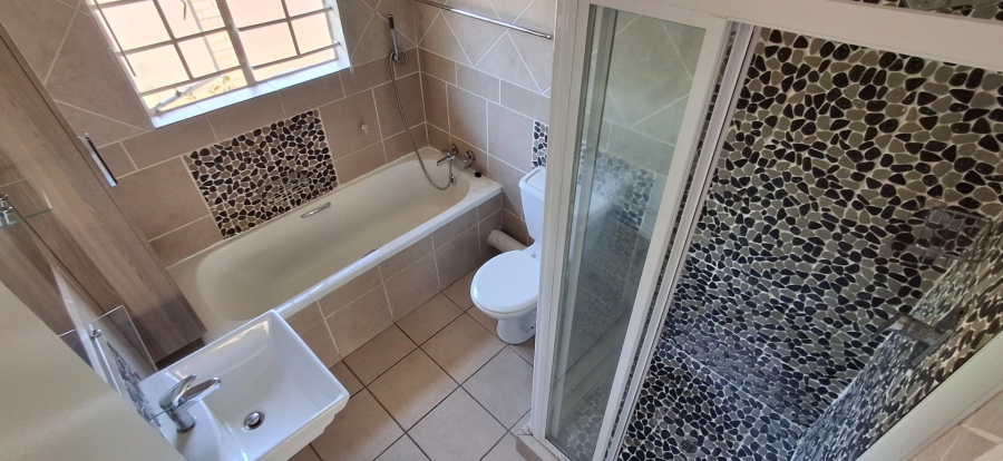 3 Bedroom Property for Sale in Equestria Gauteng