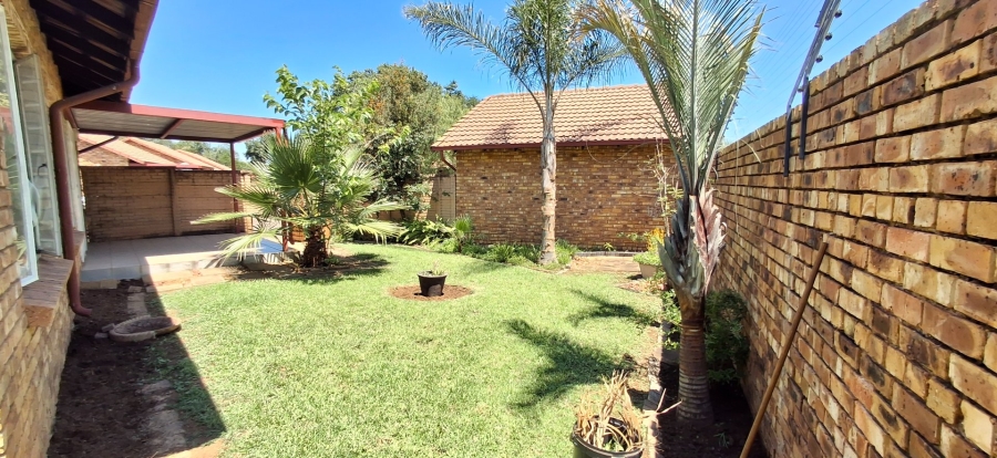 3 Bedroom Property for Sale in Equestria Gauteng