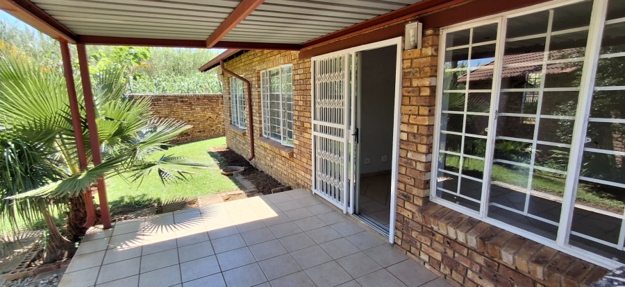 3 Bedroom Property for Sale in Equestria Gauteng