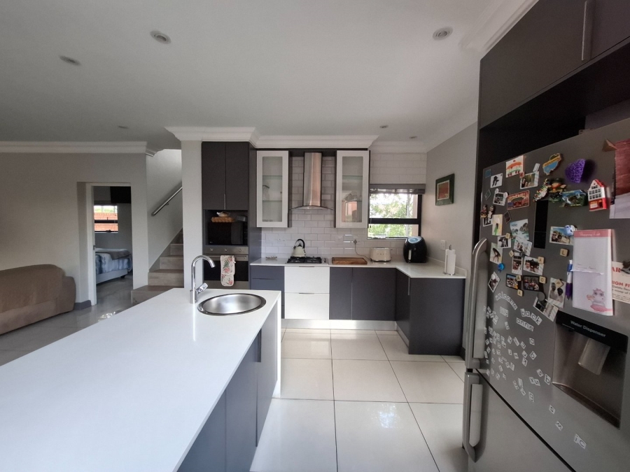 To Let 4 Bedroom Property for Rent in Olympus AH Gauteng