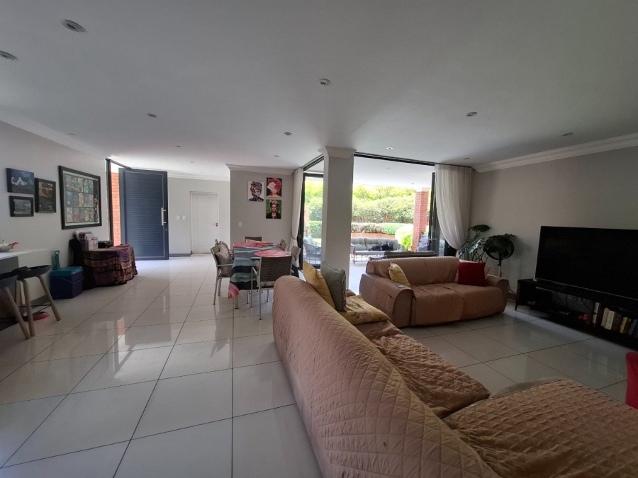 To Let 4 Bedroom Property for Rent in Olympus AH Gauteng