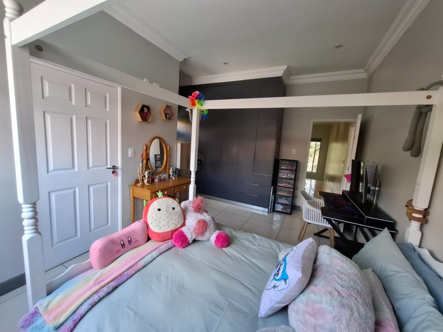 To Let 4 Bedroom Property for Rent in Olympus AH Gauteng