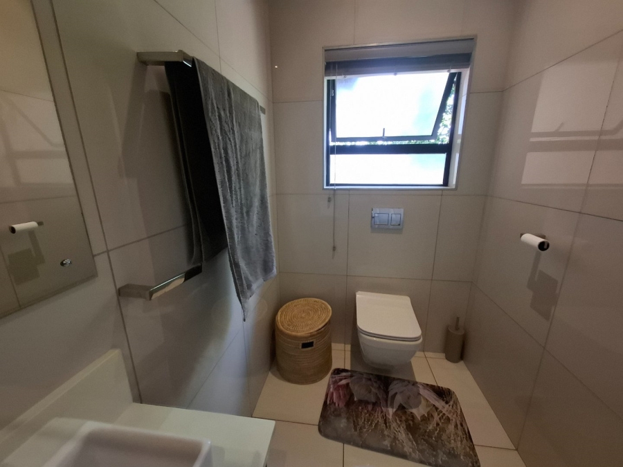 To Let 4 Bedroom Property for Rent in Olympus AH Gauteng