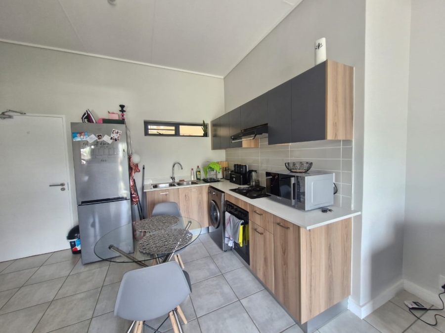 To Let 1 Bedroom Property for Rent in Comet Gauteng
