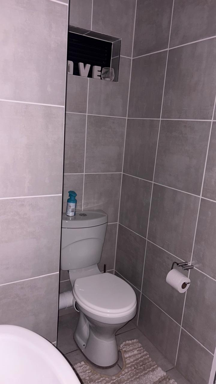 To Let 1 Bedroom Property for Rent in Comet Gauteng