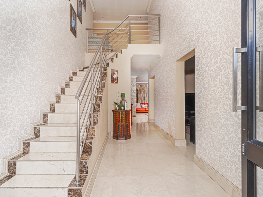 7 Bedroom Property for Sale in Blue Valley Golf Estate Gauteng