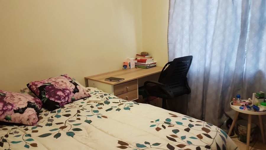 To Let 2 Bedroom Property for Rent in Comet Gauteng