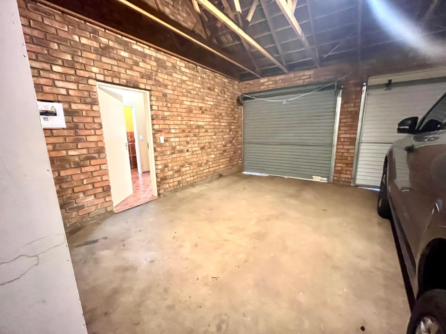 3 Bedroom Property for Sale in Wierda Park Gauteng