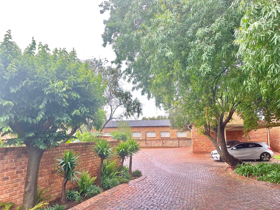 3 Bedroom Property for Sale in Wierda Park Gauteng