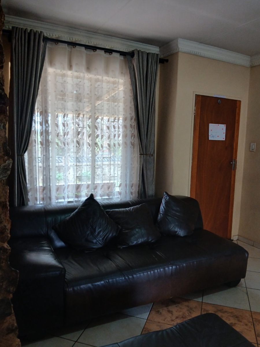 3 Bedroom Property for Sale in Kwaggasrand Gauteng