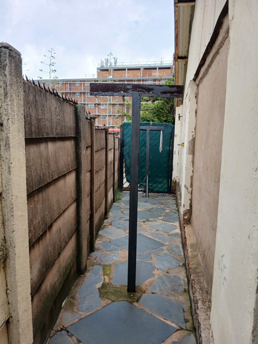 3 Bedroom Property for Sale in Kwaggasrand Gauteng