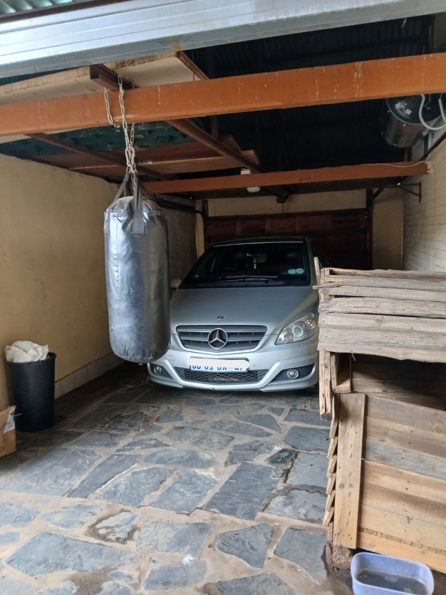 3 Bedroom Property for Sale in Kwaggasrand Gauteng