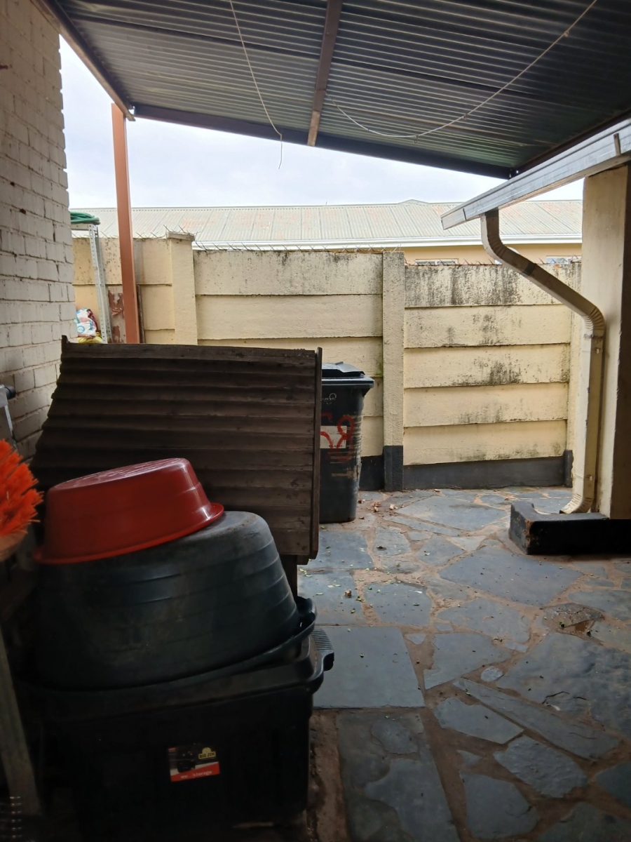 3 Bedroom Property for Sale in Kwaggasrand Gauteng