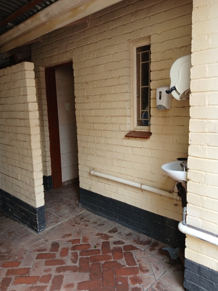 3 Bedroom Property for Sale in Kwaggasrand Gauteng