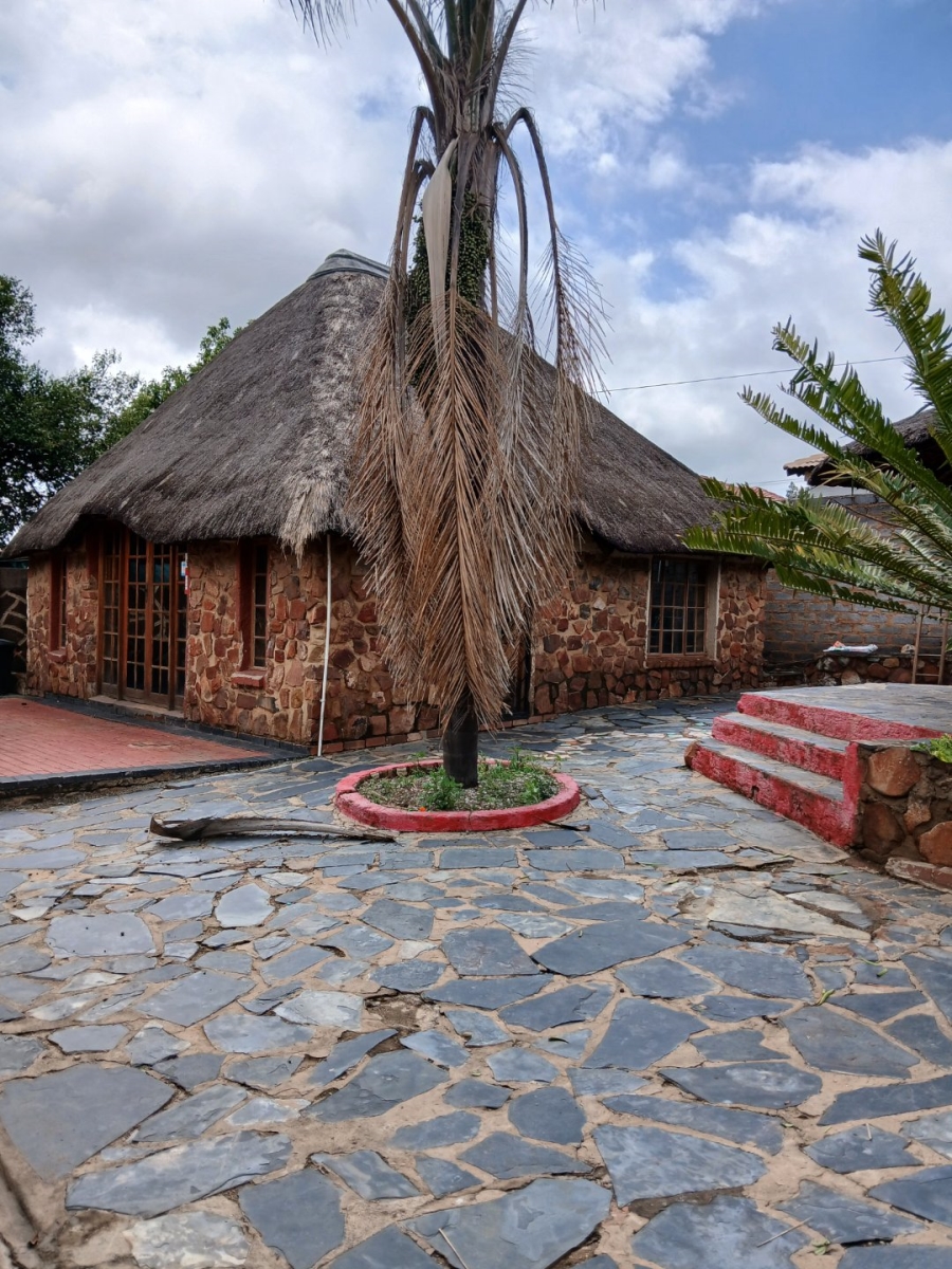 3 Bedroom Property for Sale in Kwaggasrand Gauteng