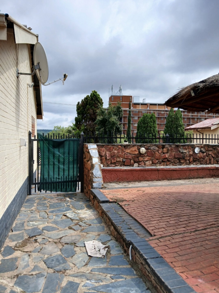 3 Bedroom Property for Sale in Kwaggasrand Gauteng