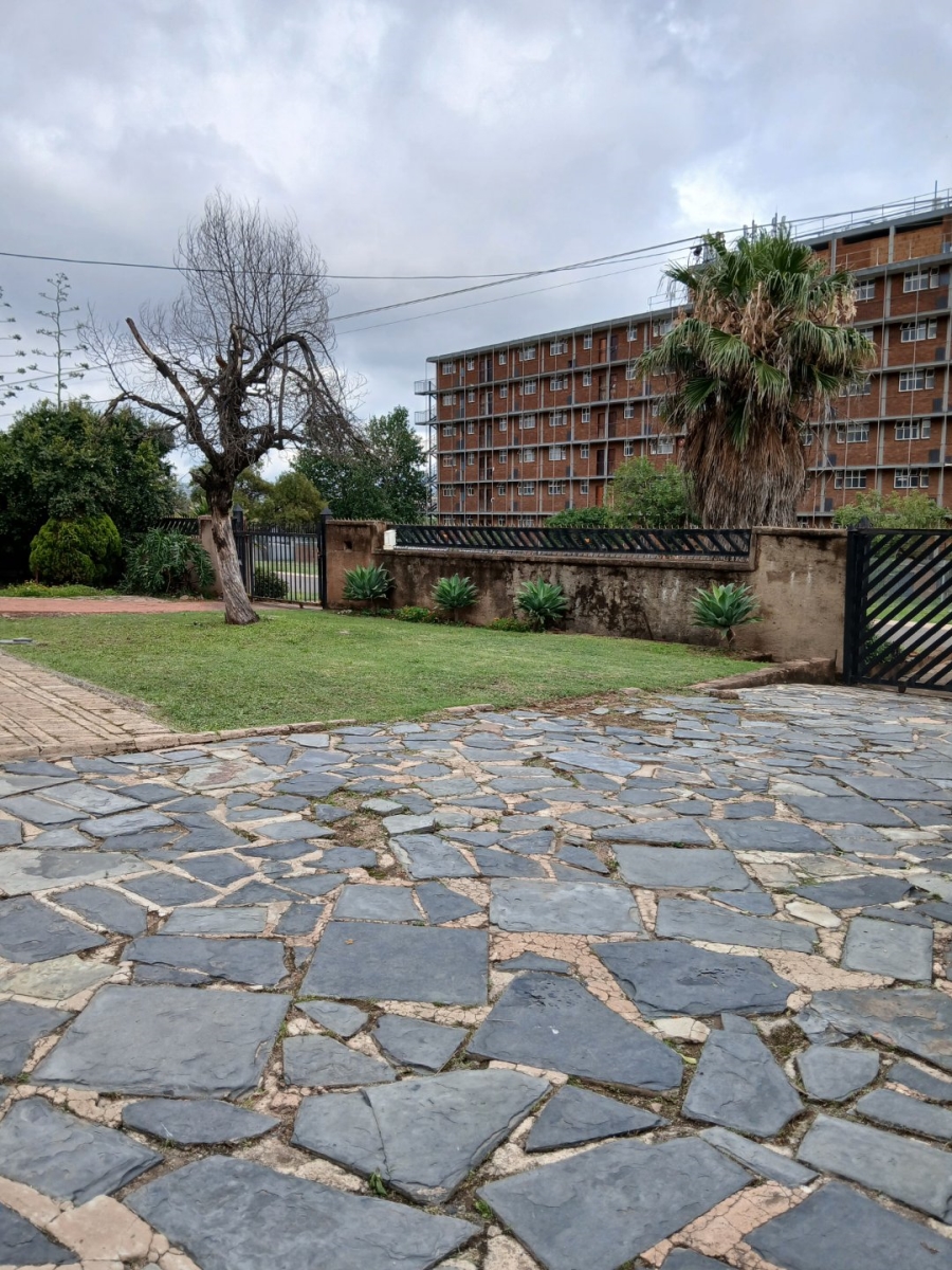 3 Bedroom Property for Sale in Kwaggasrand Gauteng