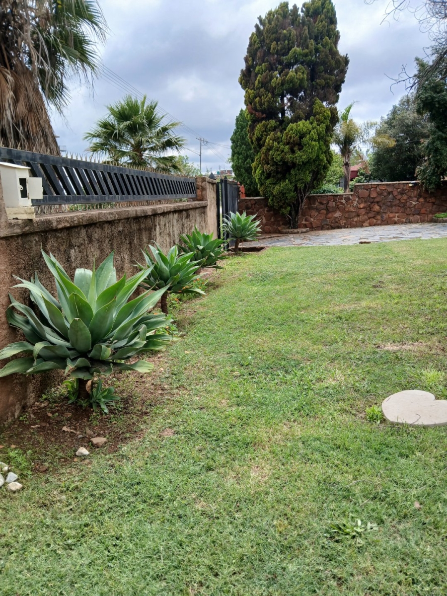 3 Bedroom Property for Sale in Kwaggasrand Gauteng