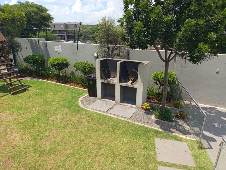 To Let 2 Bedroom Property for Rent in Carlswald Gauteng