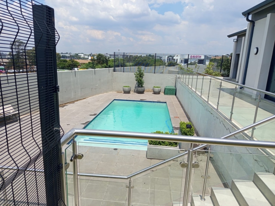 To Let 2 Bedroom Property for Rent in Carlswald Gauteng