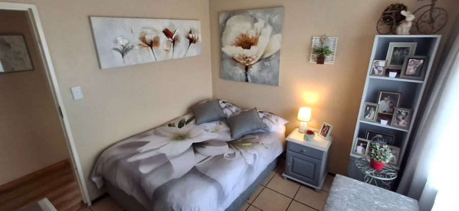 2 Bedroom Property for Sale in Doornpoort Gauteng