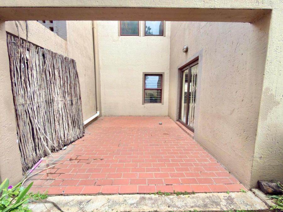 To Let 3 Bedroom Property for Rent in New Market Park Gauteng