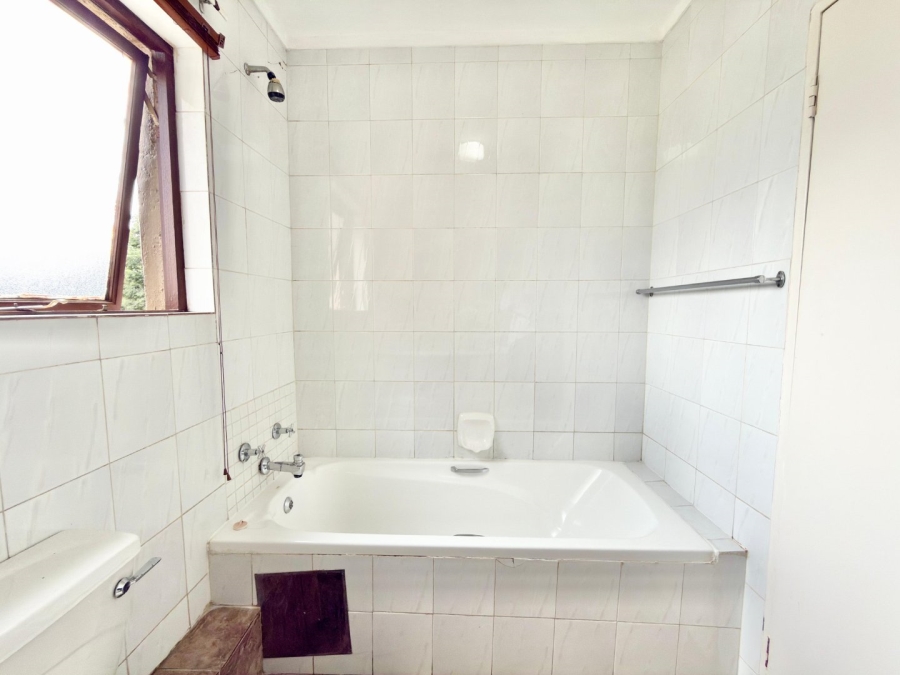 To Let 3 Bedroom Property for Rent in New Market Park Gauteng