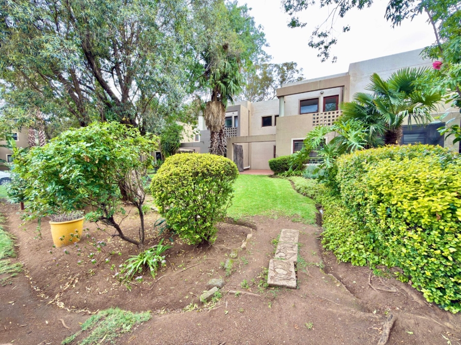 To Let 3 Bedroom Property for Rent in New Market Park Gauteng