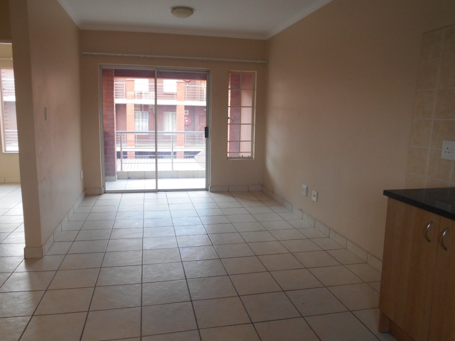 To Let 2 Bedroom Property for Rent in Kosmosdal Gauteng