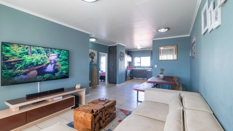 2 Bedroom Property for Sale in Greenstone Crest Gauteng