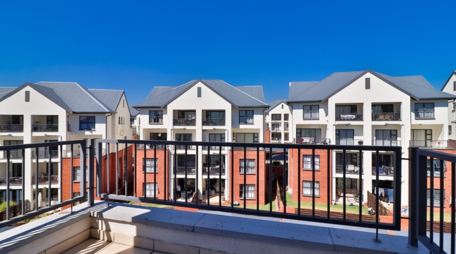 2 Bedroom Property for Sale in Greenstone Crest Gauteng