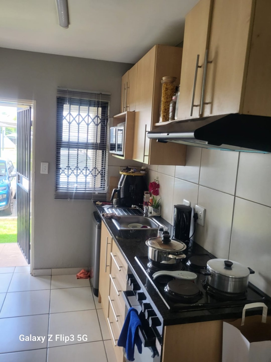 2 Bedroom Property for Sale in Lakefield Gauteng