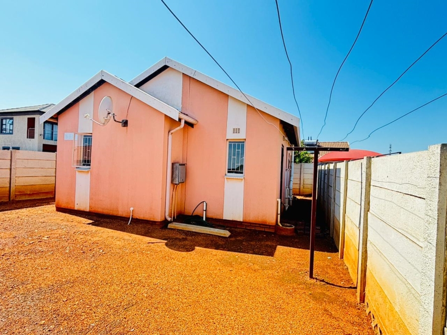 2 Bedroom Property for Sale in Sky City Gauteng