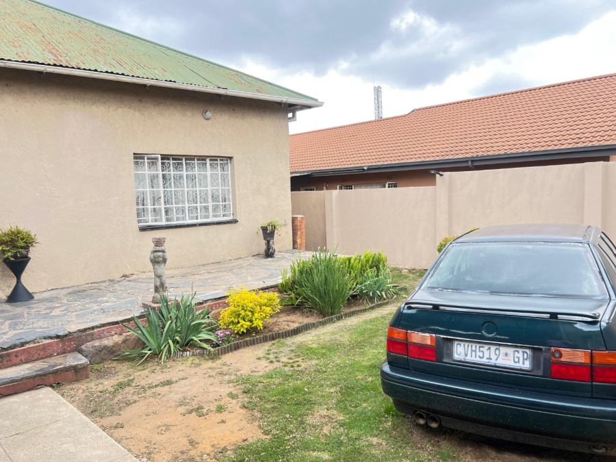 3 Bedroom Property for Sale in Kenilworth Gauteng