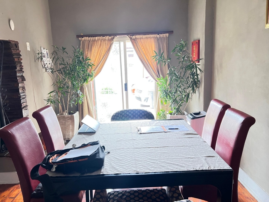 3 Bedroom Property for Sale in Kenilworth Gauteng