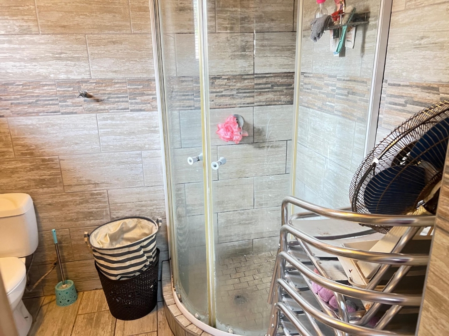 3 Bedroom Property for Sale in Kenilworth Gauteng