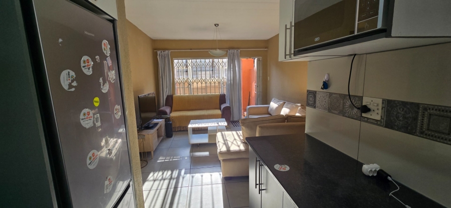 2 Bedroom Property for Sale in Goedeburg Gauteng