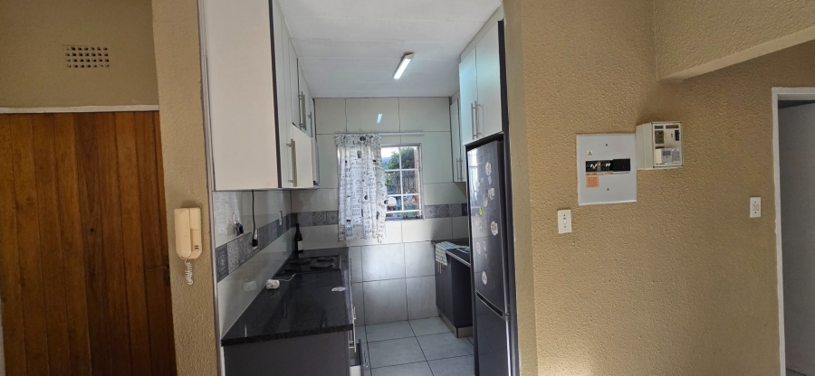 2 Bedroom Property for Sale in Goedeburg Gauteng