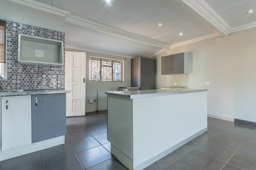 3 Bedroom Property for Sale in Beyers Park Gauteng