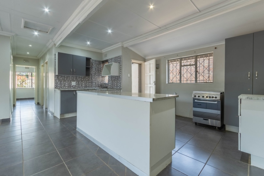 3 Bedroom Property for Sale in Beyers Park Gauteng