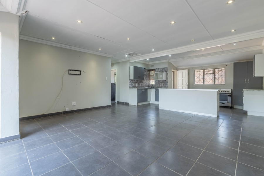 3 Bedroom Property for Sale in Beyers Park Gauteng