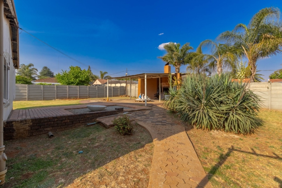 3 Bedroom Property for Sale in Beyers Park Gauteng