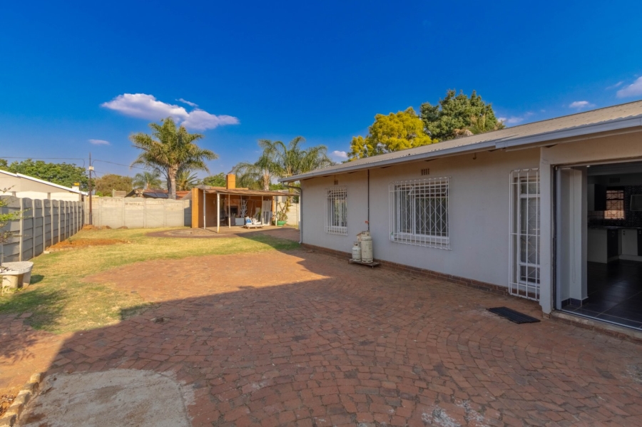 3 Bedroom Property for Sale in Beyers Park Gauteng