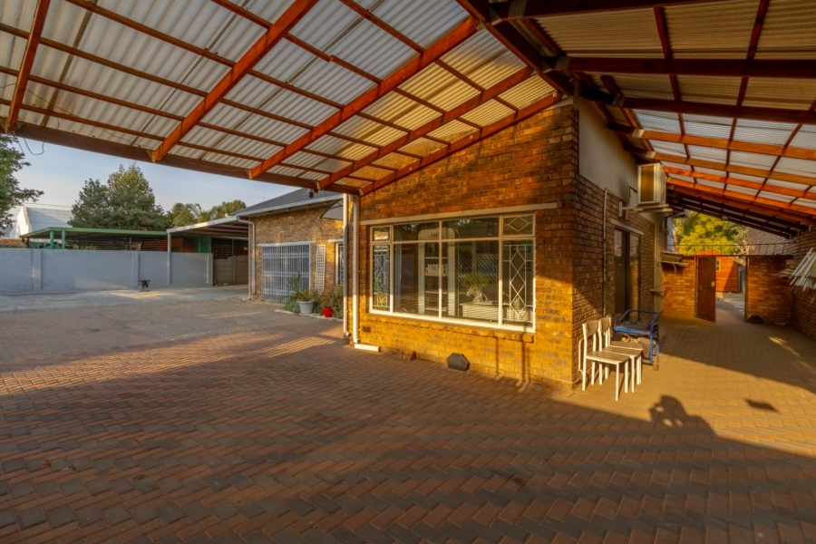 3 Bedroom Property for Sale in Beyers Park Gauteng