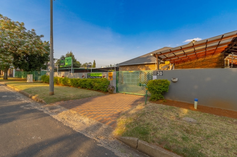 3 Bedroom Property for Sale in Beyers Park Gauteng