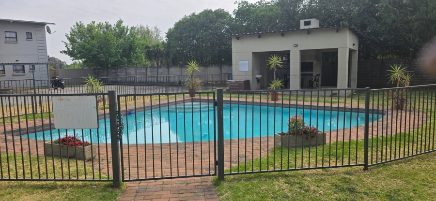 2 Bedroom Property for Sale in Rynfield Gauteng