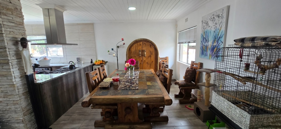 4 Bedroom Property for Sale in Van Riebeeck Park Gauteng