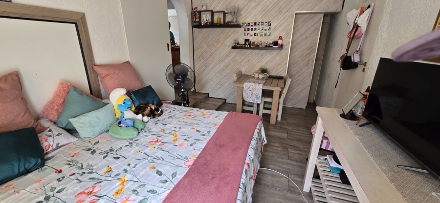 4 Bedroom Property for Sale in Van Riebeeck Park Gauteng