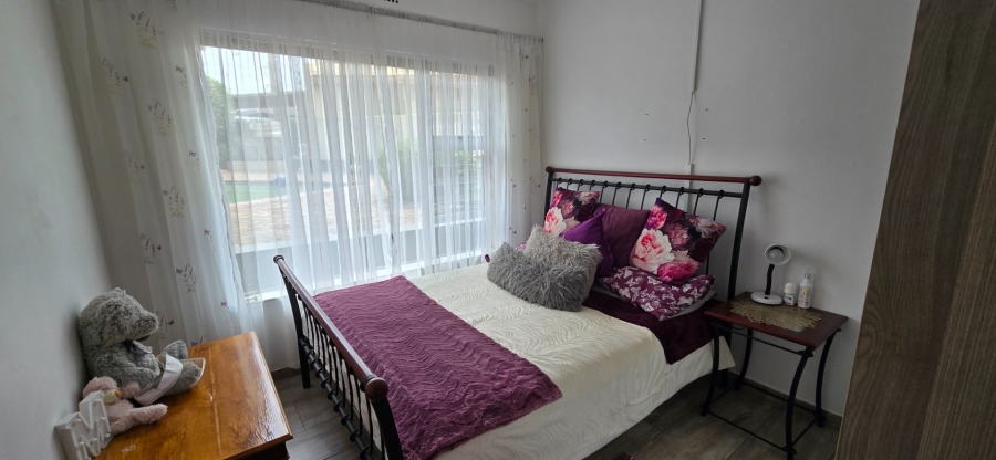 4 Bedroom Property for Sale in Van Riebeeck Park Gauteng